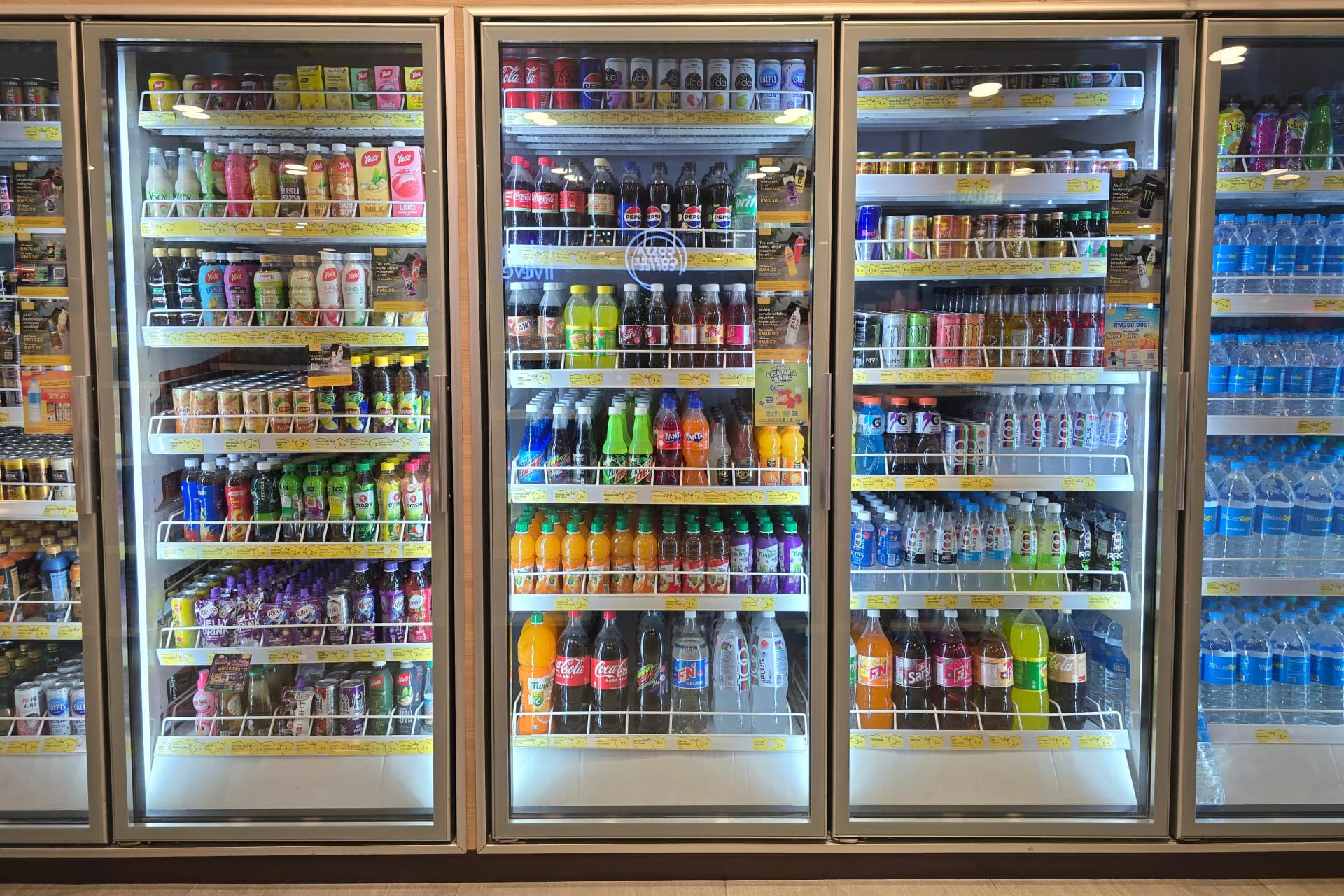 Soda, Water & Beverages